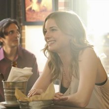 Revenge: Emily VanCamp nell'episodio Intel