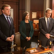 The Newsroom: Marcia Gay Harden e Jeff Daniels in una scena dell'episodio Contempt