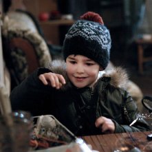 Un amico molto speciale: il piccolo Victor Cabal in una scena del film natalizio