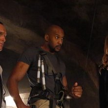 Agents of S.H.I.E.L.D.: Clark Gregg, B.J. Britt e Adrianne Palicki in Ye Who Enter Here 