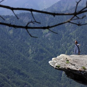 La storia di Cino: Francesca Zara in un momento del film