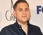 Jonah Hill e Miles Teller in Arms and the Dudes