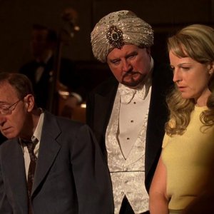 La maledizione dello scorpione di giada: una scena con Woody Allen e Helen Hunt