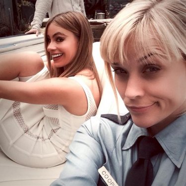 Don't Mess with Texas: un selfie sul set per Reese Witherspoon e Sofia Vergara