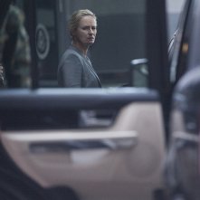 Homeland: l'attrice Laila Robins in una scena dell'episodio 13 Hours in Islamabad 