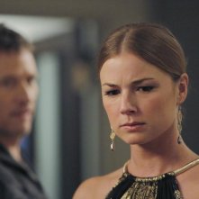 Revenge: James Tupper ed Emily VanCamp in Atonement 