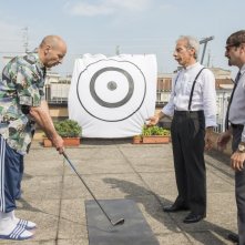 Il ricco, il povero e il maggiordomo: Aldo, Giovanni e Giacomo in una buffa scena della commedia
