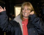 Penny Marshall torna al baseball con Effa