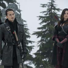 Arrow: Karl Yune e Katrina Law in The Climb