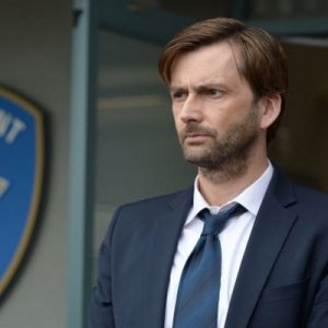 Gracepoint: l'attore David Tennant in una scena della decima puntata