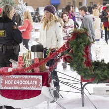 The Vampire Diaries: Marguerite MacIntyre e Candice Accola in Christmas Through Your Eyes