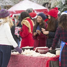 The Vampire Diaries: Candice Accola, Kat Graham e Nina Dobrev in Christmas Through Your Eyes