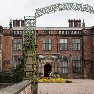 Evermoor: il maniero misterioso dove aleggiano gli spiriti degli Everines