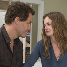 The Affair: Dominic West e Ruth Wilson in una scena del nono episodio