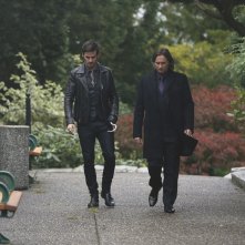 C'era una volta: Colin O'Donoghue e Robert Carlyle nell'episodio Heroes and Villains