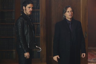 Once upon a time: the actors Colin O'Donoghue and Robert Carlyle in a scene from the episode Heroes and Villains