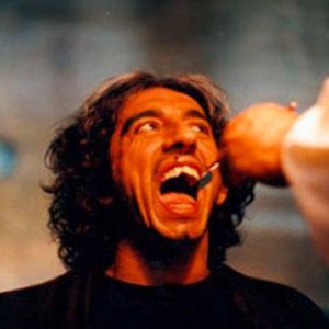 Denti: Sergio Rubini in una scena del film