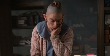 American Horror Story Freak Show: l'attrice Naomi Grossman nella puntata intitolata Orphans