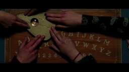 Clip 'Il contatto' - Ouija