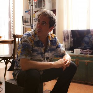 Zio Gianni: Paolo Calabresi in una foto sul set