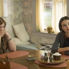The Affair: Mare Winningham e Julia Goldani Telles in una scena del decimo episodio