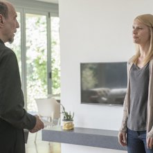 Homeland: F. Murray Abraham e Claire Danes in Long Time Coming 