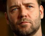 Russell Crowe: 'Le donne dovrebbero recitare in ruoli adatti all'età'