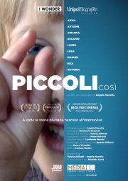 Locandina di Piccoli così