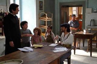 Si accettano miracoli: Alessandro Siani con Fabio De Luigi in un'immagine del film