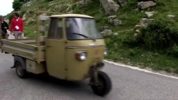 Featurette 'Lo stunt-prete' - Si accettano miracoli