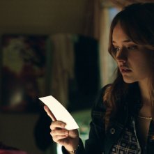 Ouija: Olivia Cooke in una scena del film horror