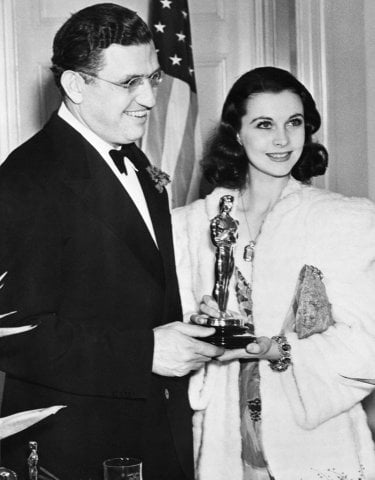 Vivien Leigh e David O. Selznick trionfano agli Academy Awards per Via col vento