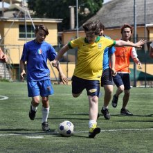 Banana: Marco Todisco durante una partita di calcio in una scena del film