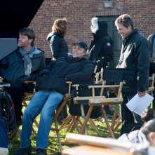 Professore per amore: Hugh Grant sul set col regista Marc Lawrence