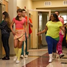 Glee: Lea Michele, Chord Overstreet, Amber Riley e Mark Salling nell'episodio Homecoming