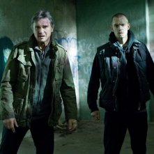 Run All Night: Liam Neeson in una scena del film con Joel Kinnaman