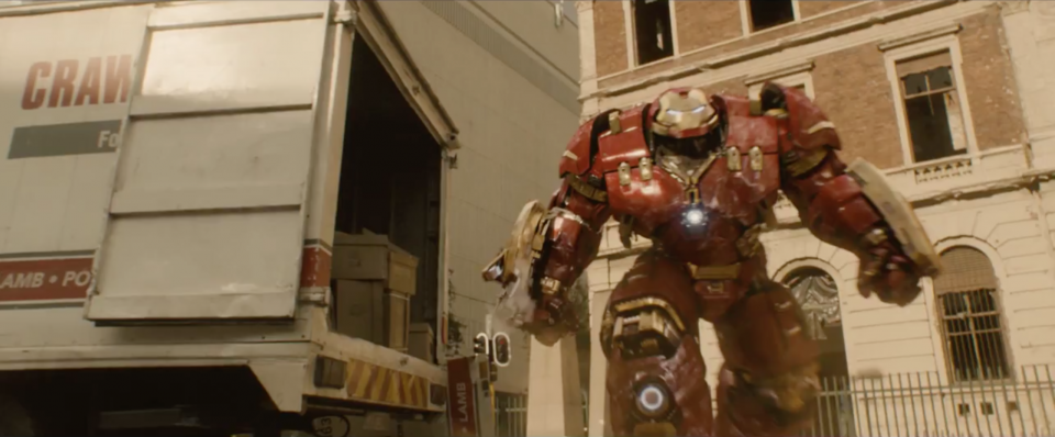 Avengers: Age of Ultron - la Hulkbuster dal full trailer del film