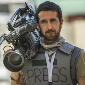 L'angelo di Sarajevo: Luca Angeletti in una scena della fiction