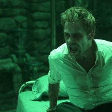 Constantine: il protagonista Matt Ryan in The Saint of Last Resorts (2)