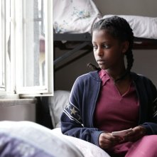 Difret - Il coraggio per cambiare: la giovane Tizita Hagere nei panni di Hirut in una scena del film