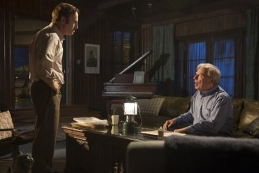 Better Call Saul: Michael McKean e Bob Odenkirk in una scena della serie