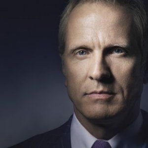 Better Call Saul: Patrick Fabian in una foto promozionale della serie