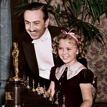 Shirley Temple premiata con l'Oscar