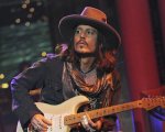 Johnny Depp: 'Gli attori che suonano fanno schifo'