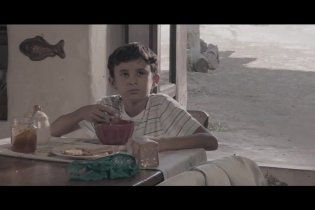 Clip 'Liz Solari 1' - Sei mai stata sulla Luna?
