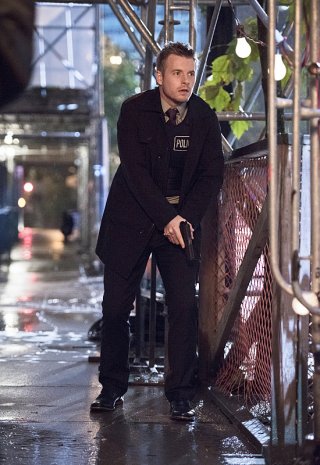 The Flash: Rick Cosnett in una scena di Revenge of the Rogues