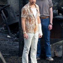 The Nice Guys - Ryan Gosling con Jack Kilmer sul set del film