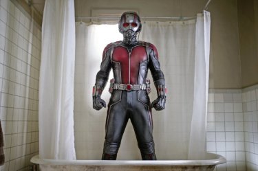 Ant-Man: Paul Rudd in una vasca da bagno