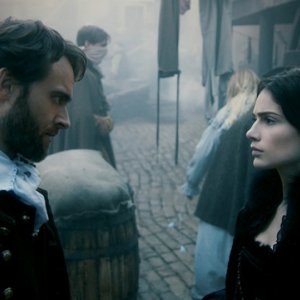 Salem: Janet Montgomery nella prima foto della stagione 2