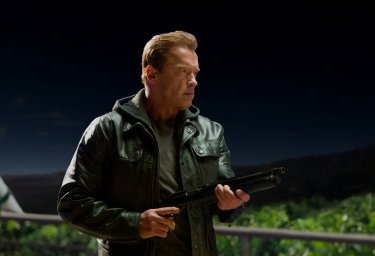 Terminator: Genisys - Arnold Schwarzenegger in una sequenza del film diretto da Alan Taylor